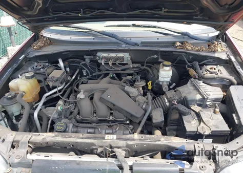 2007 Ford Escape Limited from USA, damaged, VIN 1FMCU94117KC03238